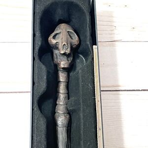 Harry Potter Interactive Olivanders Elder Wand 2013 Wizarding World Universal